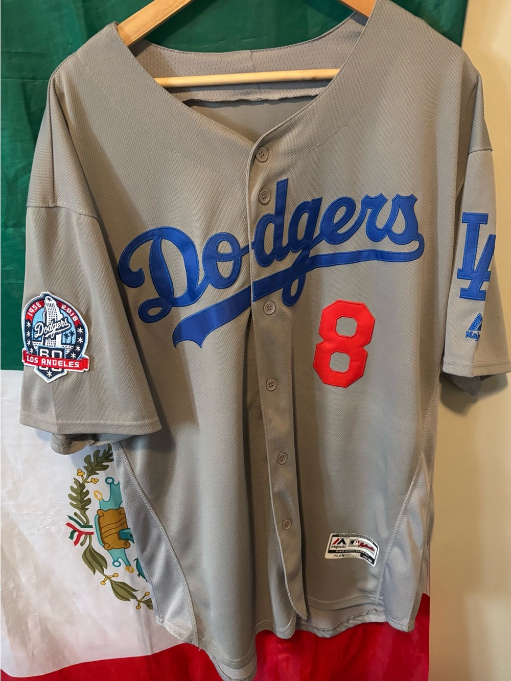 Majestic Los Angeles Dodgers Gray Jersey with Blue Script size 52 machado #8